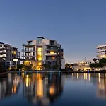 Marina B&B