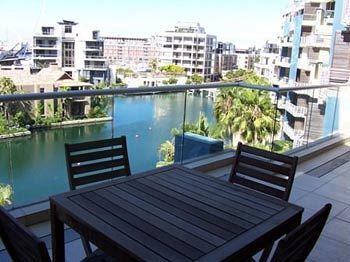 Lodge Marina Cape Town