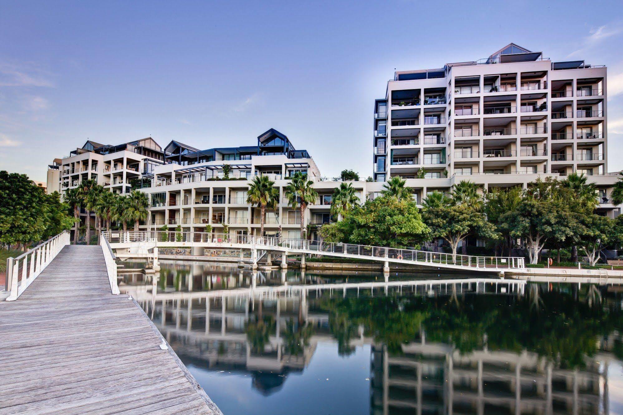 Lodge Marina *